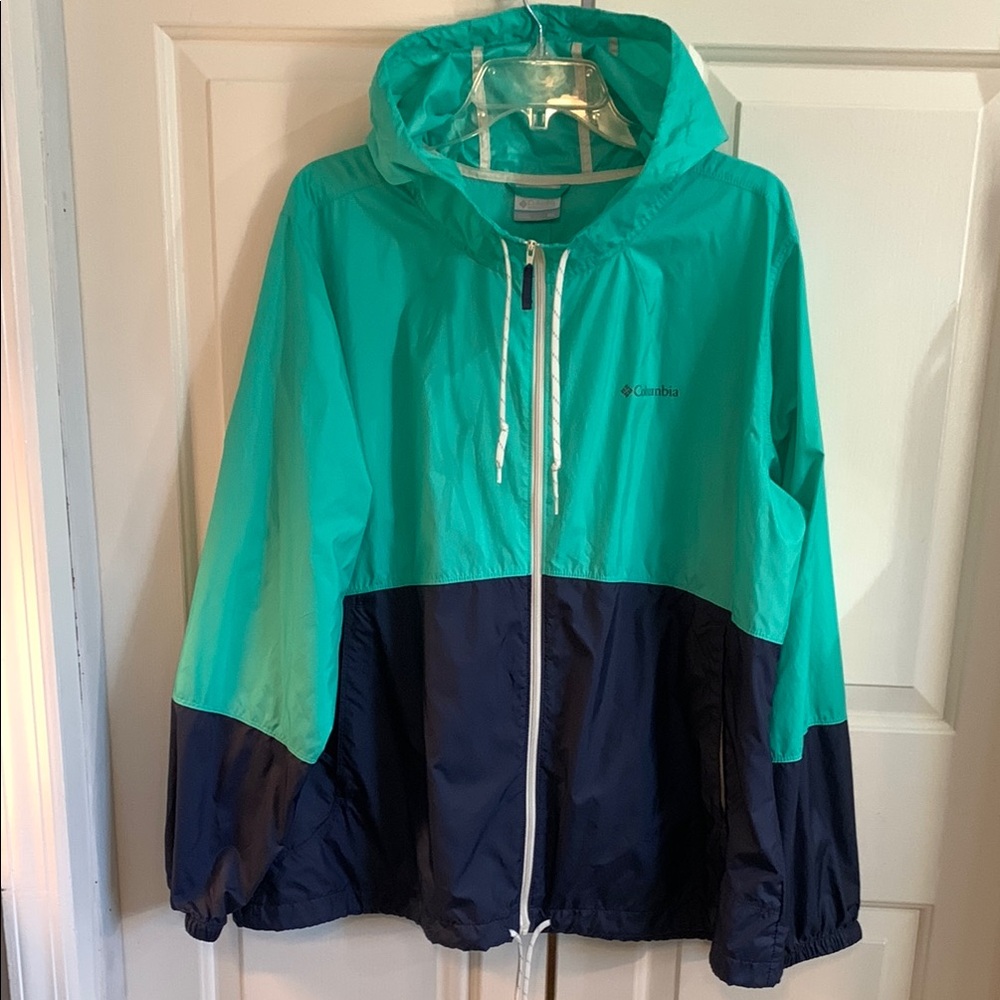 Columbia Green and Blue windbreaker Jacket with Hood